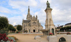 Sainte Anne d’Auray: pèlerinage des célibataires